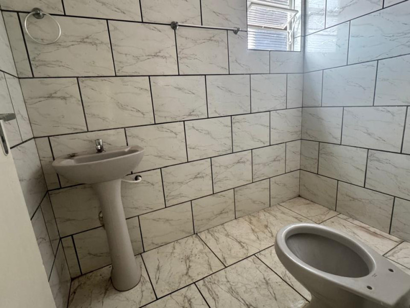 CASA COM 1 DORMITORIO - SUITE