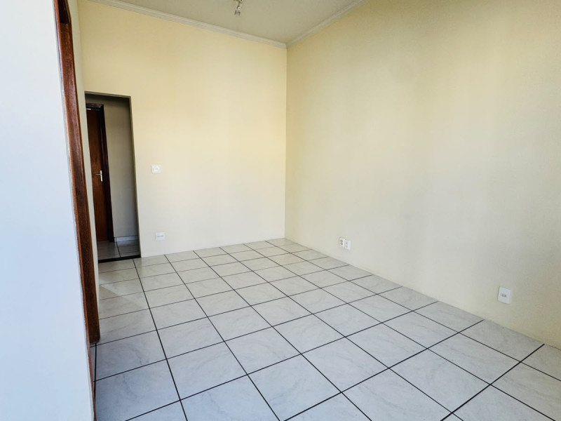 3 SALAS COMERCIAIS NO CENTRO